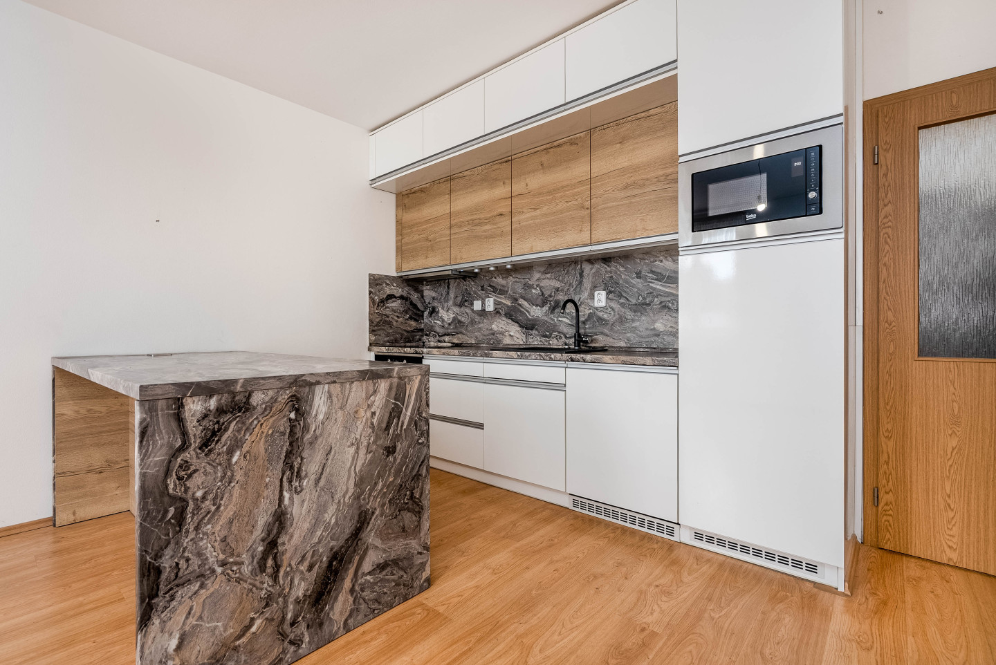 Prodej bytu 2+kk v Praze, ul. Na lávce